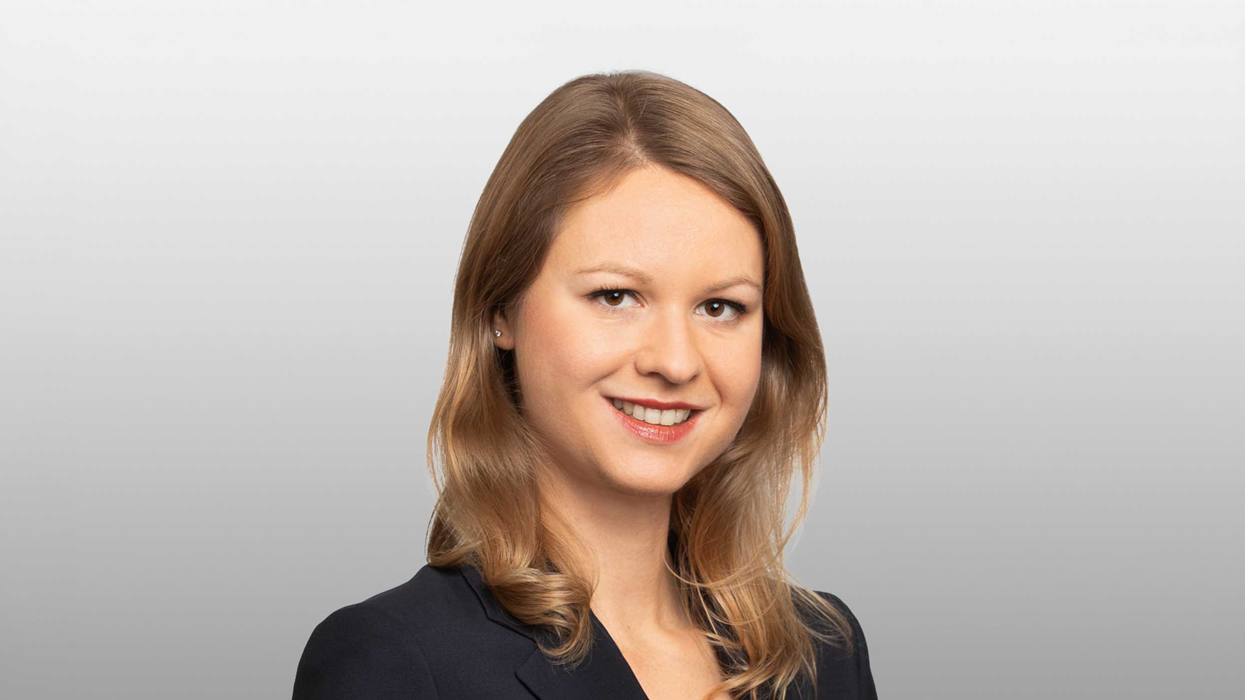 Eva Miklasova, CFA