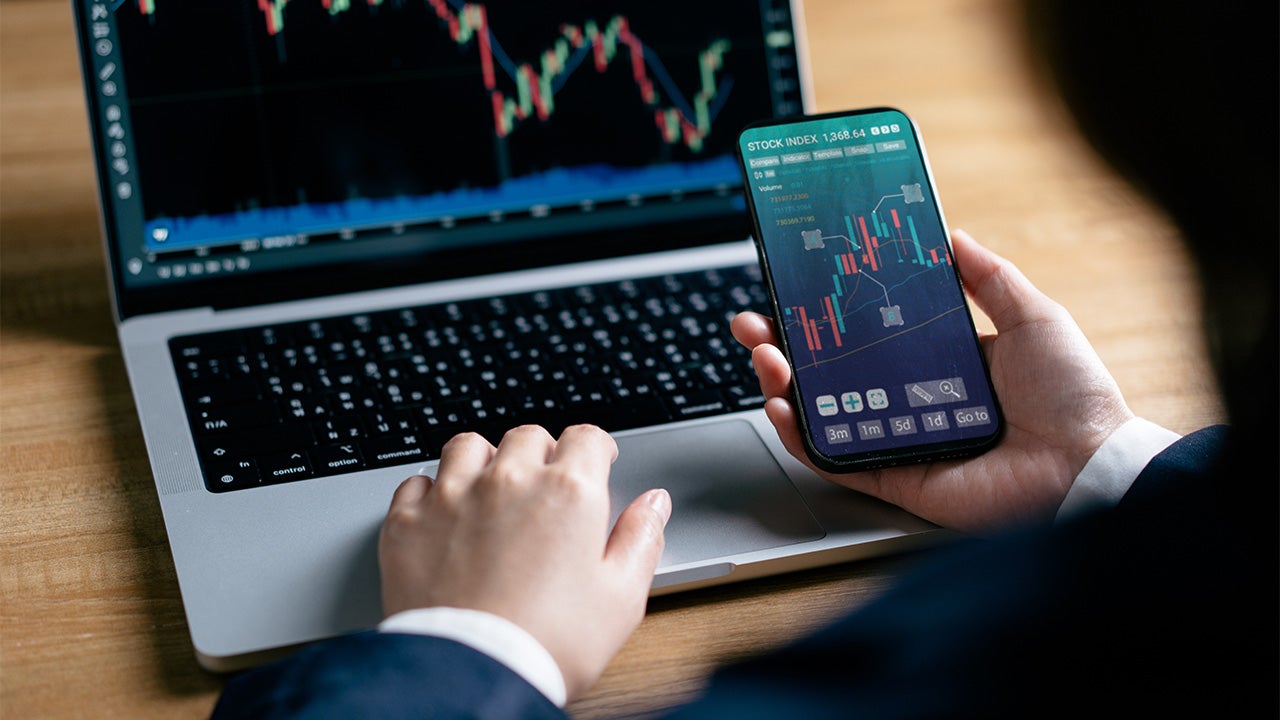 Navigating the Risks of Fallen Angels, Zombies, and Glamours in Small Cap Investing
