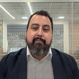 scrrenshot%20of%20David%20Aujla%20talking%20in%20the%20video