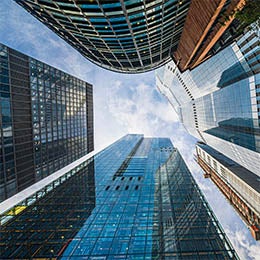 What%20are%20the%20differences%20between%20public%20and%20private%20markets?